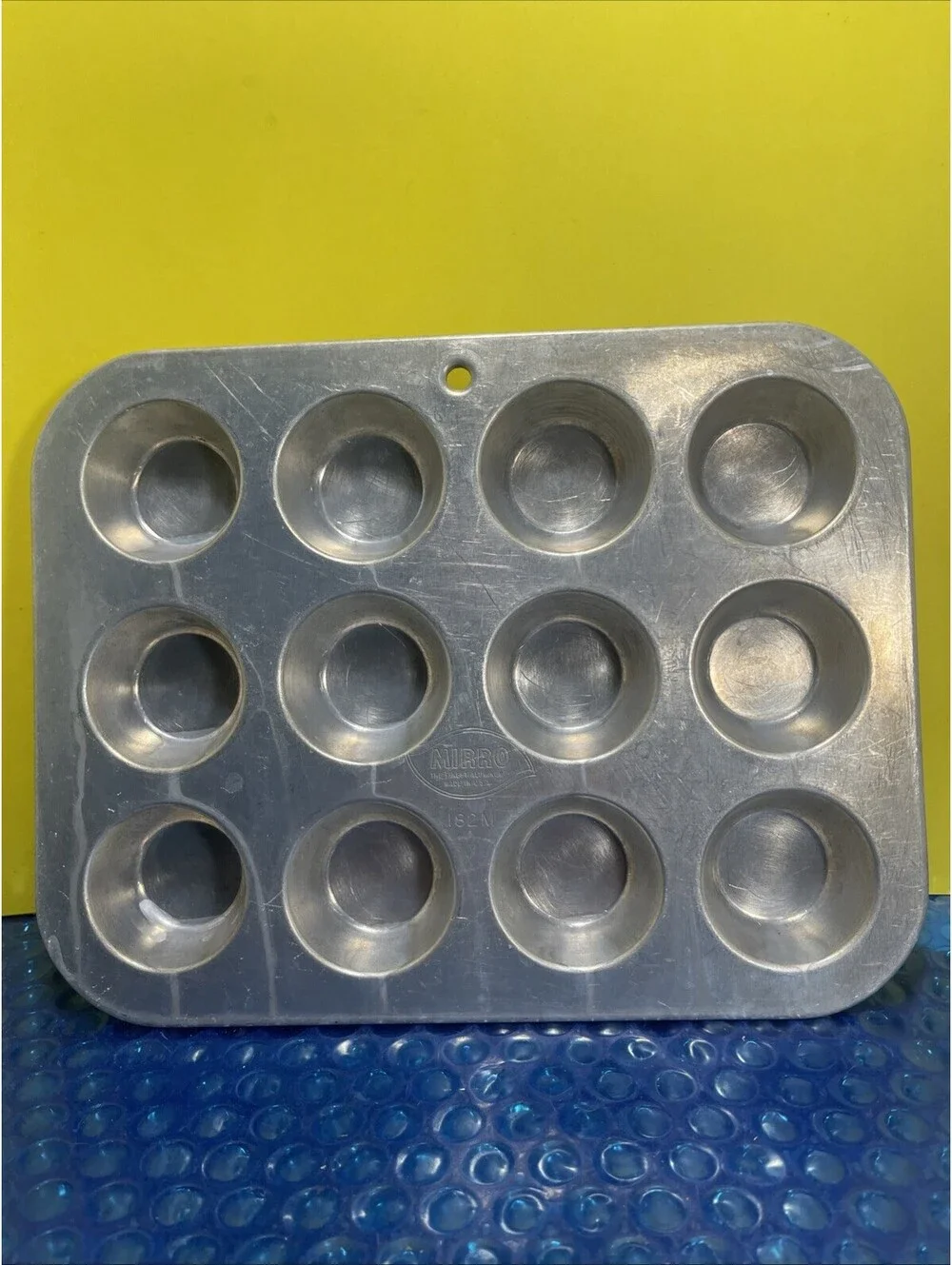 Vintage Mirro 182M 12 Hole Aluminum Mini Cupcake Muffin Pastry Baking Pan Tray